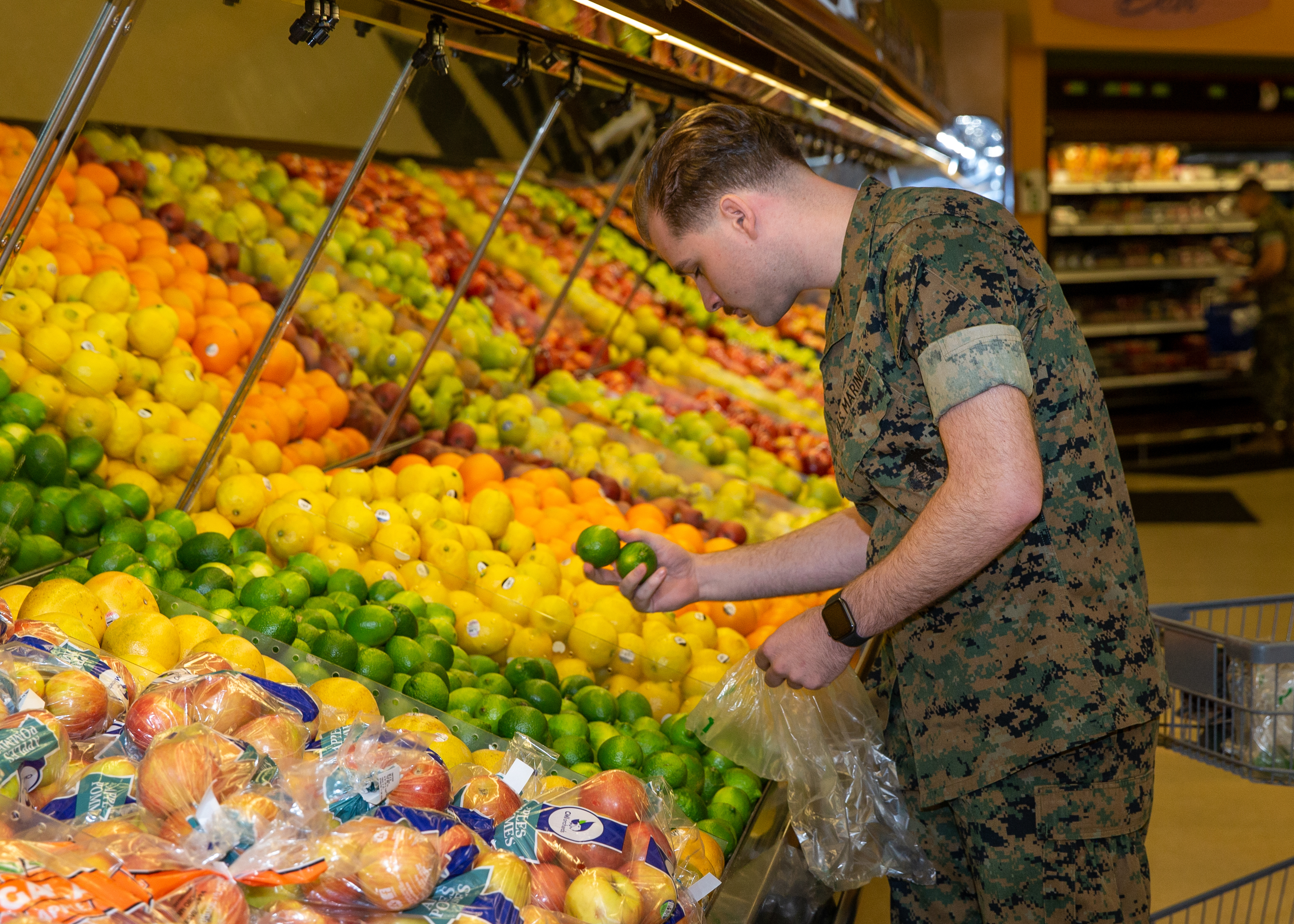 Image of Power Snacking to Stay Mission Ready.